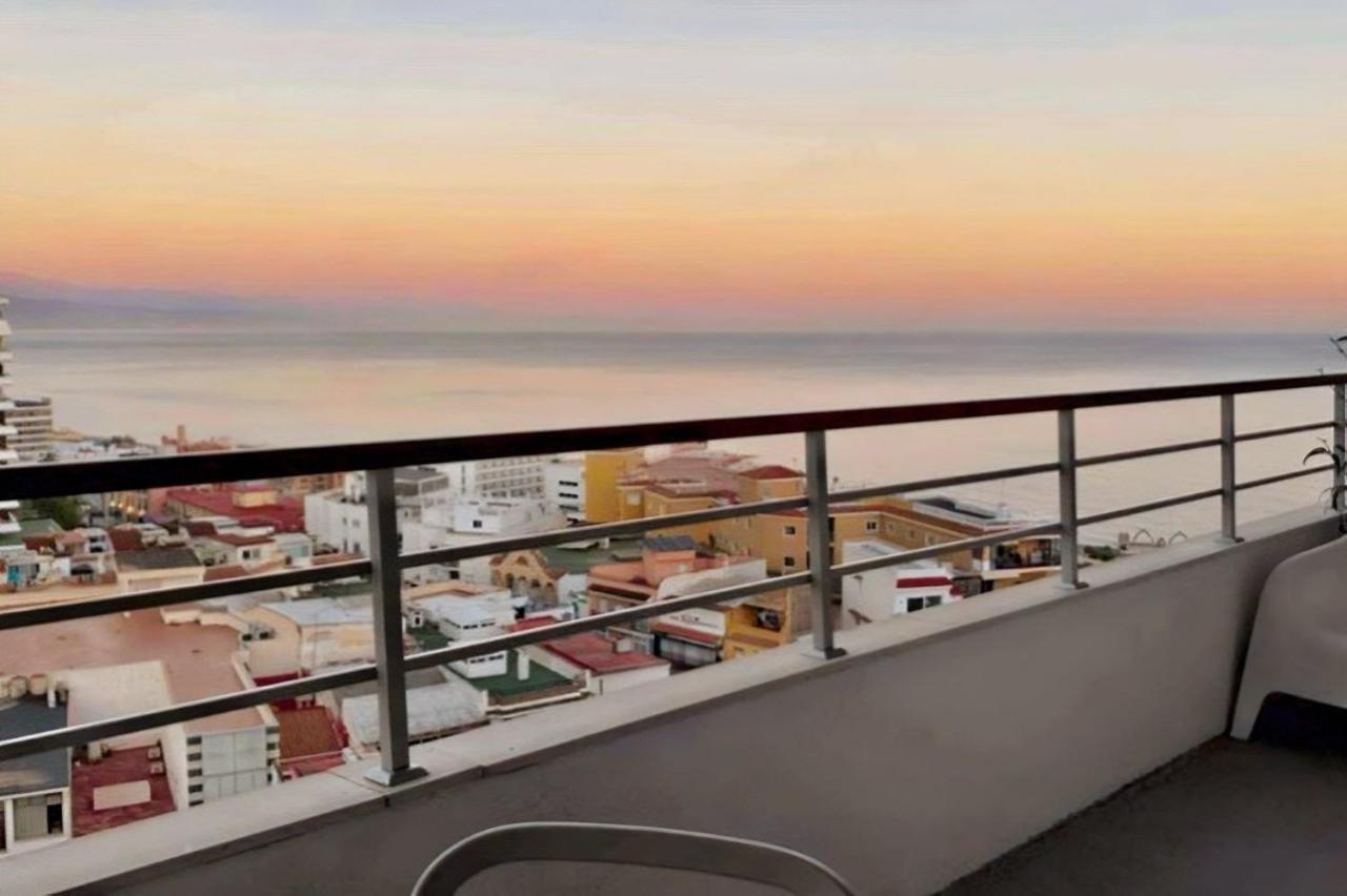 Oasis Sea & Sky - La Nogalera Apartment Torremolinos Ngoại thất bức ảnh